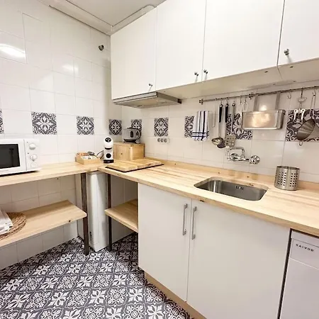 Casa Quili Com * 加的斯